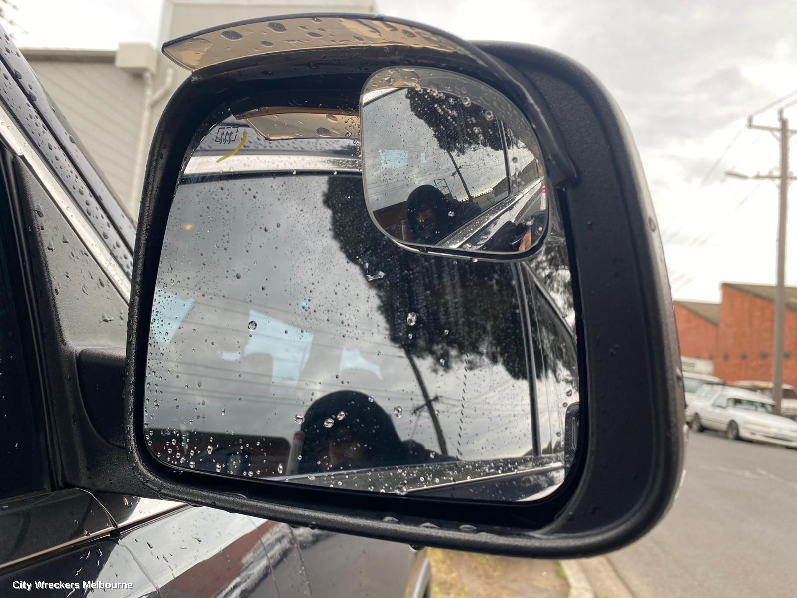 JEEP GRANDCHEROKEE RIGHT FRONT DOOR, WK, NON MOULD TYPE, 10/2010 ONWARDS