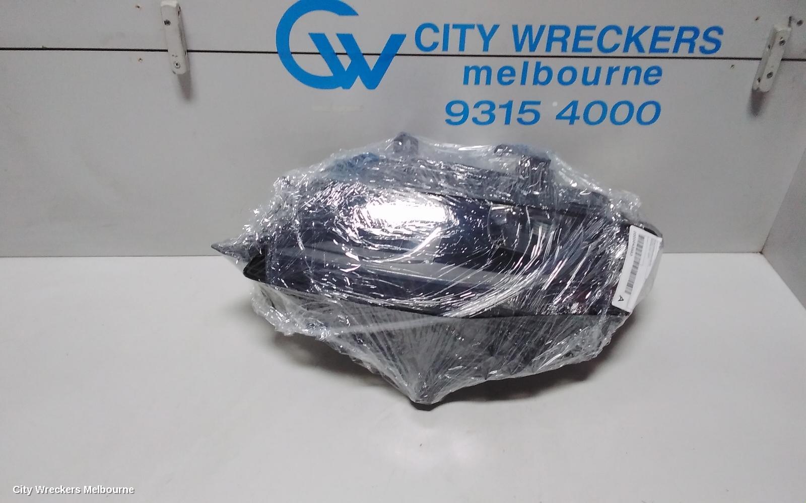 AUDI A4 LEFT HEADLAMP, B8 8K, HALOGEN TYPE, 02/2008 - 06/2012