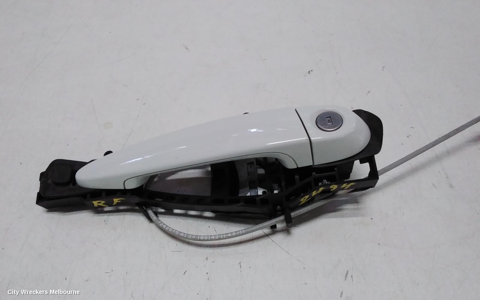 BMW 1 SERIES DOOR HANDLE, E87, RH FRONT, OUTER, 10/2004 - 12/2013