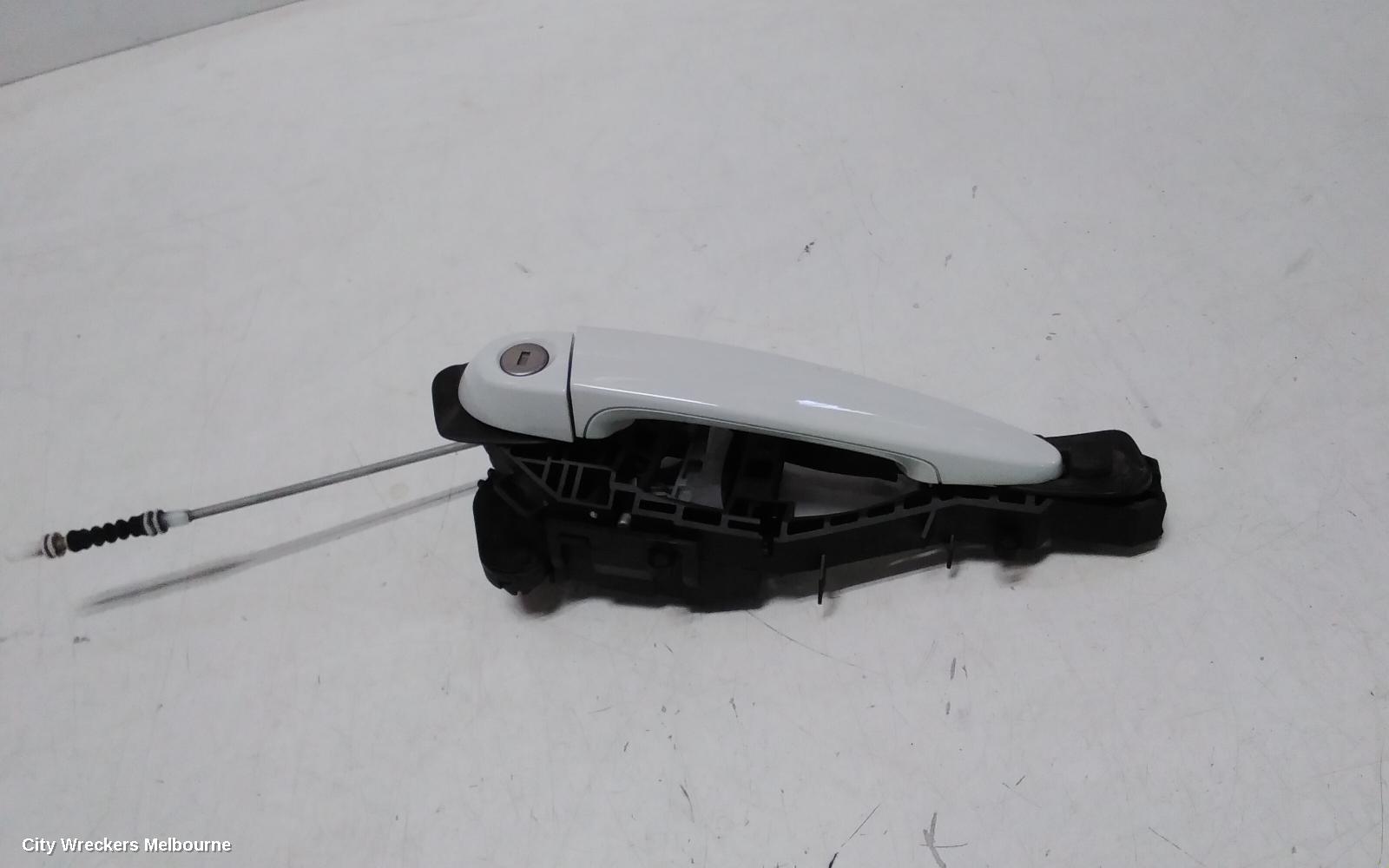 BMW 1 SERIES DOOR HANDLE, E87, RH FRONT, OUTER, 10/2004 - 12/2013