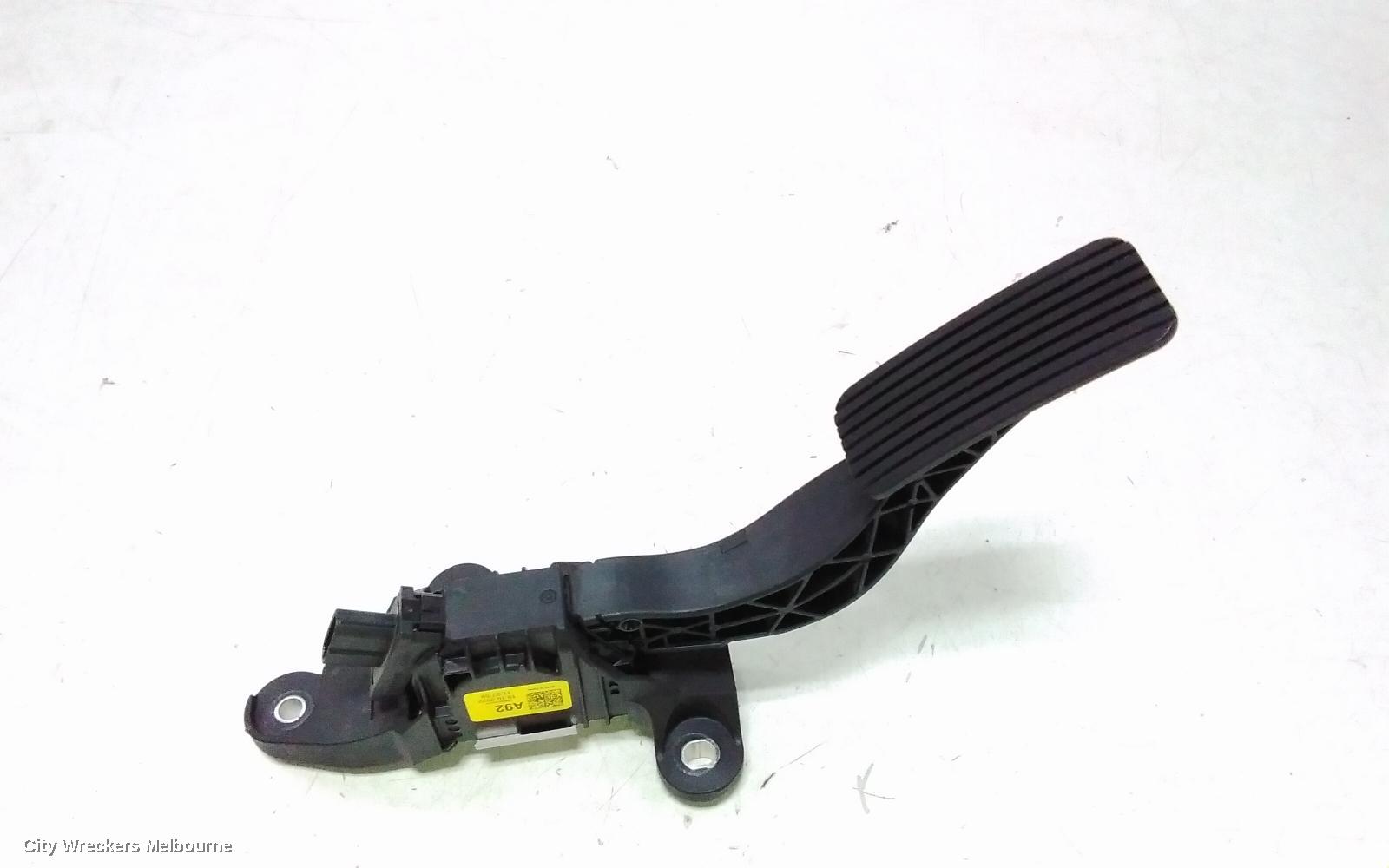 KIA CARNIVAL/GRAND CARNIVAL PEDAL ASSEMBLY, KA4, ACCELERATOR PEDAL, 10/2020 ONWARDS