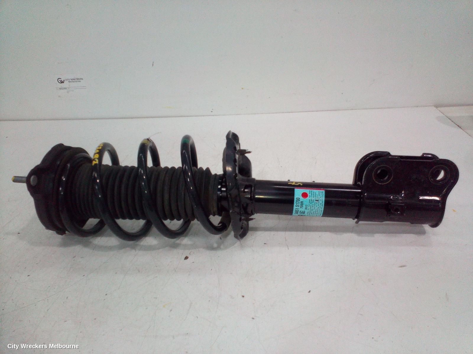 HYUNDAI SANTA FE RIGHT FRONT STRUT, DIESEL, 2.2, D4HB, TURBO, TM, 03/2018 - 12/2020