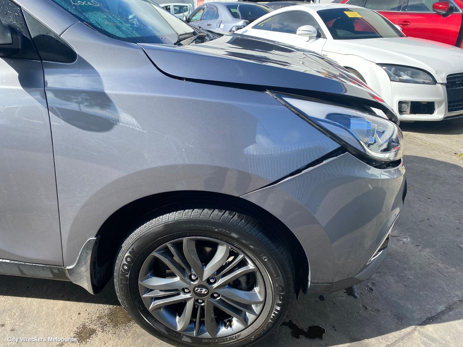 HYUNDAI IX35 OVERFLOW BOTTLE, LM SERIES, 11/2009 - 01/2016