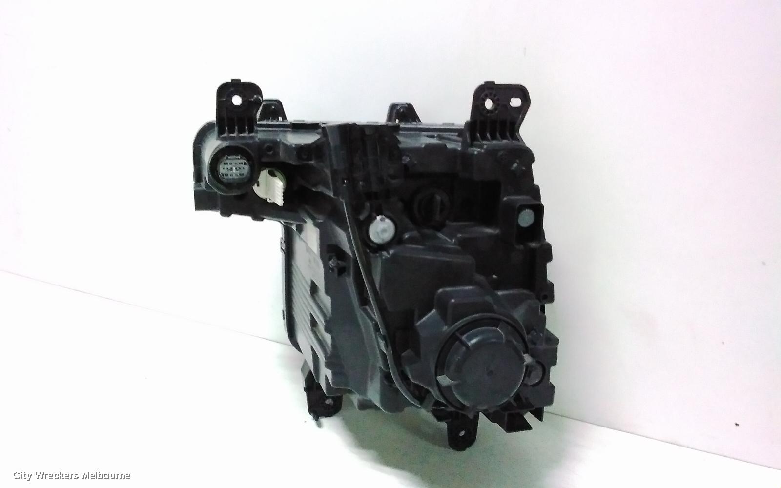 HYUNDAI STARIA RIGHT HEADLAMP, W/ HALOGEN TYPE, US4, 04/2021 ONWARDS