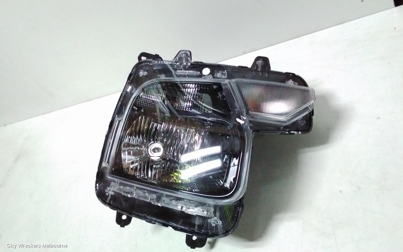 HYUNDAI STARIA RIGHT HEADLAMP, W/ HALOGEN TYPE, US4, 04/2021 ONWARDS