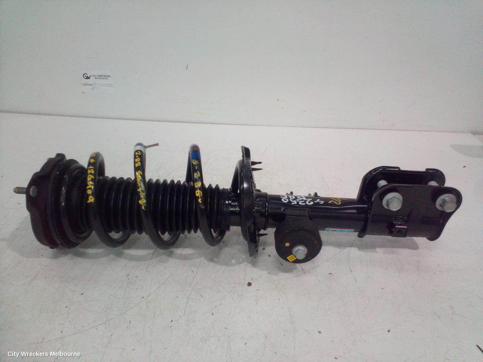 HYUNDAI SANTA FE RIGHT FRONT STRUT, DIESEL, 2.2, D4HE, TURBO, TM, 12/2020 - 10/2023