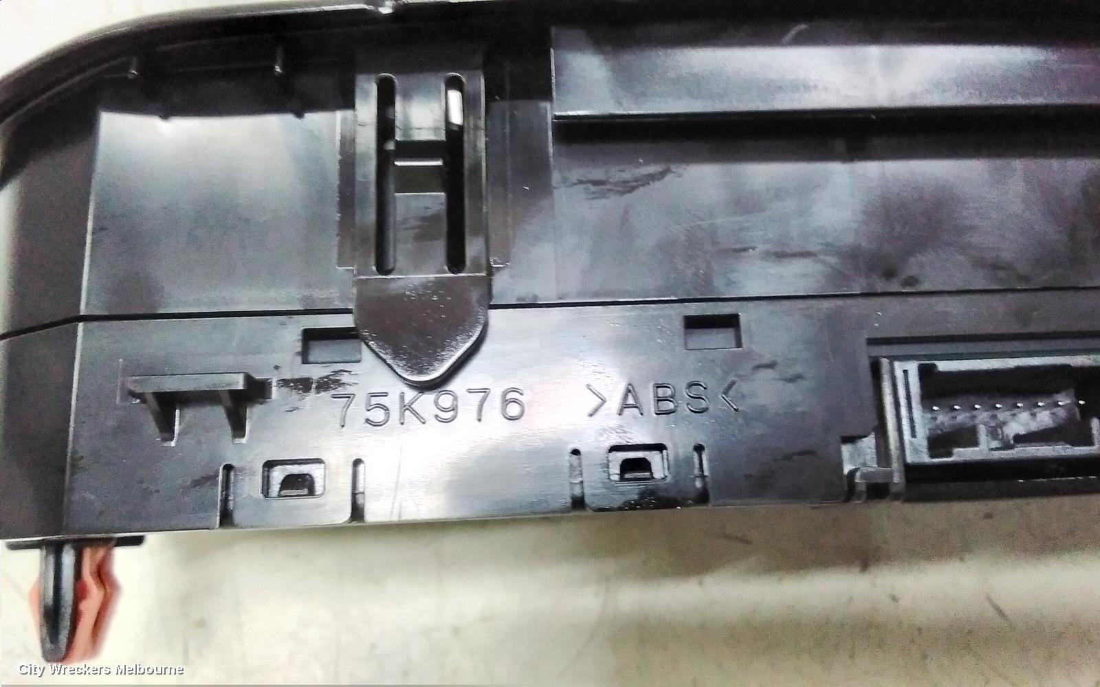 TOYOTA KLUGER HEATER/AC CONTROLS, XU70 SERIES, STANDARD TYPE (REAR), 03/2021 ONWARDS
