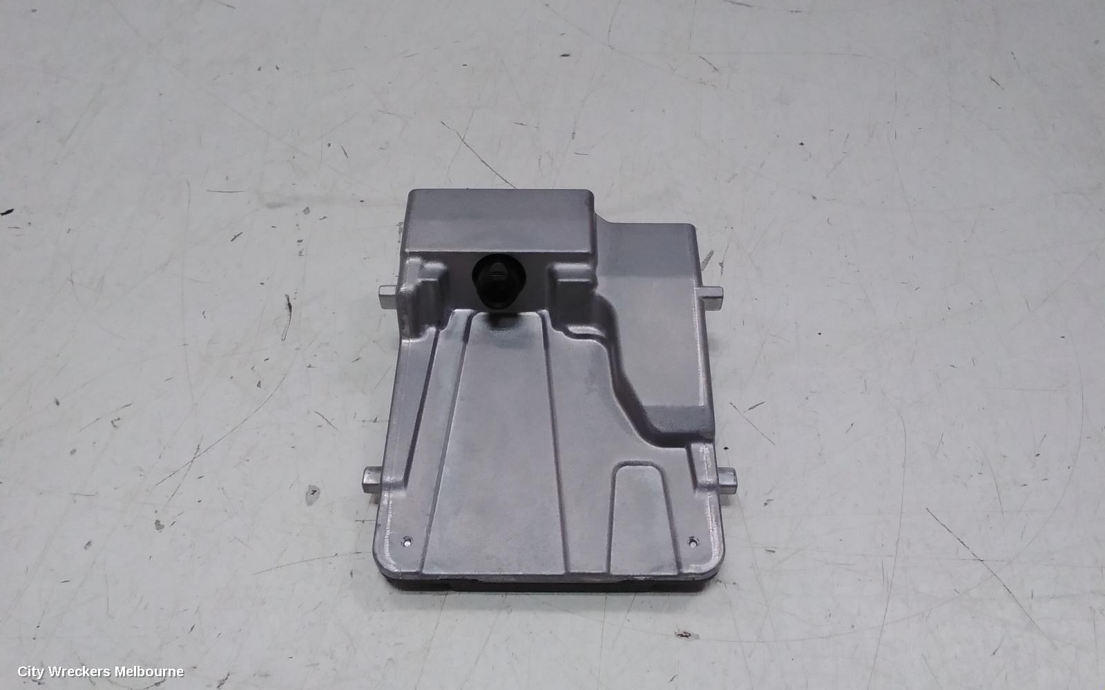 TOYOTA KLUGER REVERSE CAMERA, FRONT CAMERA (WINDSCREEN MOUNTED), FORWARD RECOGNITION, XU70 SERIES, 03/2021 ONWARDS