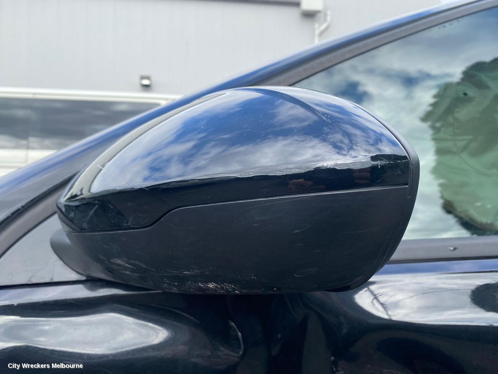HOLDEN COMMODORE MOUNT, ZB, 10/2017 - 12/2020