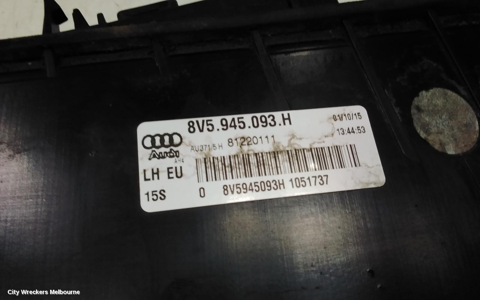 AUDI A3 REAR GARNISH, BOOTLID LAMP (LH SIDE), A3/S3, 8V, SEDAN/CABRIO, LED TYPE, 11/2013 - 04/2016