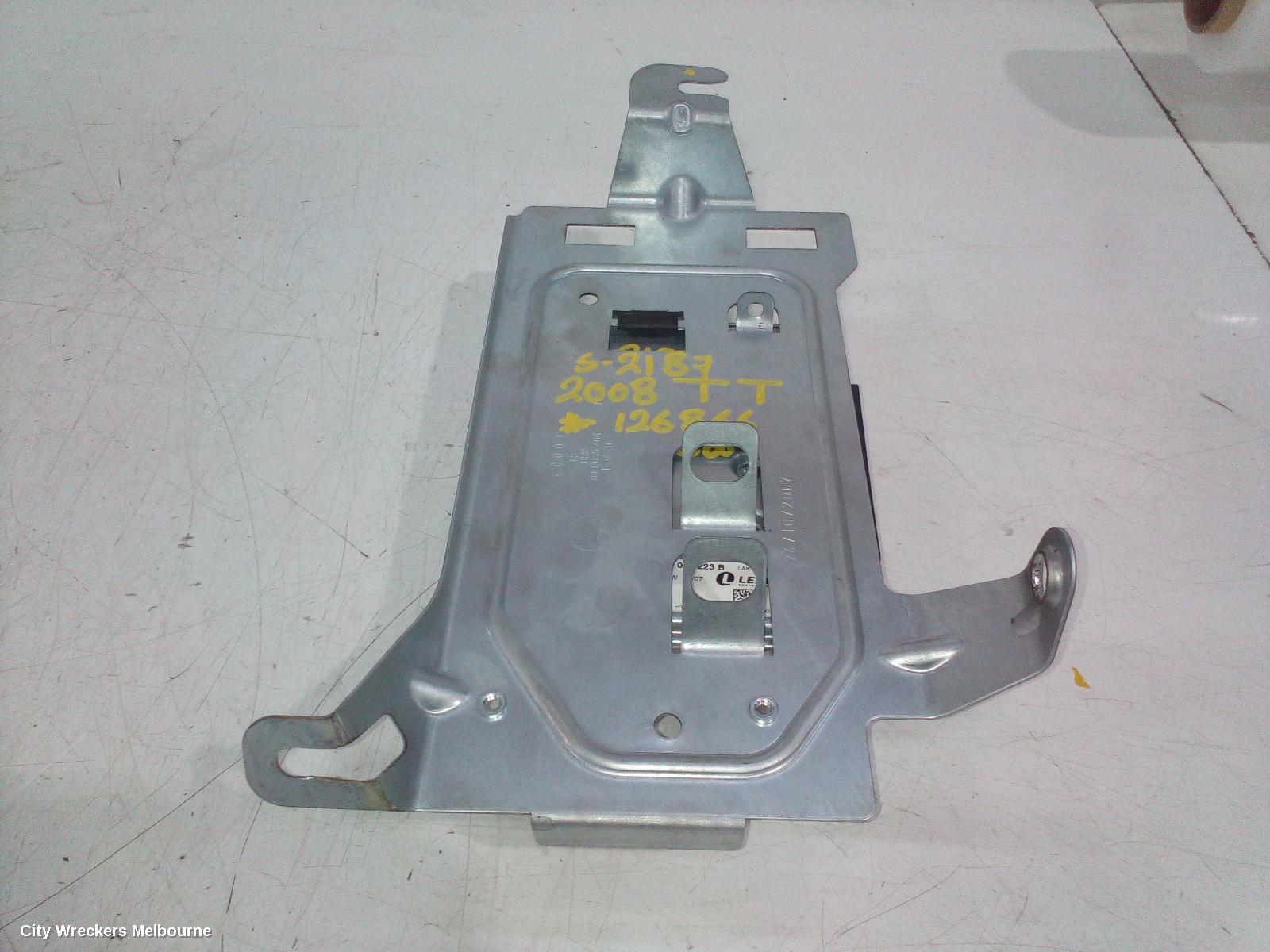 AUDI TT RADIO/CD/DVD/SAT/TV, AMPLIFIER, 8J, 09/2006 - 12/2014