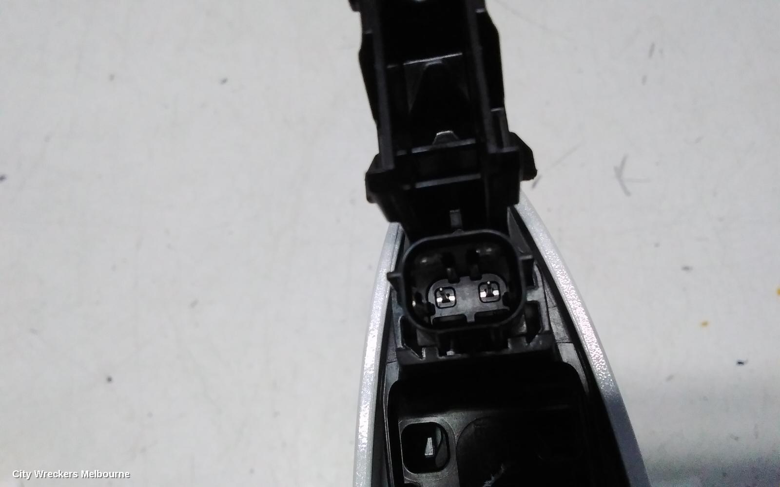 TOYOTA COROLLA DOOR HANDLE, E210, LH FRONT, OUTER, 07/2018 ONWARDS