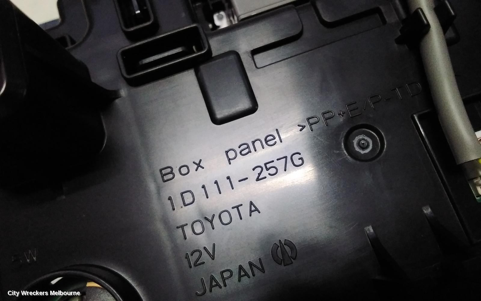 TOYOTA COROLLA COURTESY LIGHT, E210, FRONT, 07/2018 ONWARDS