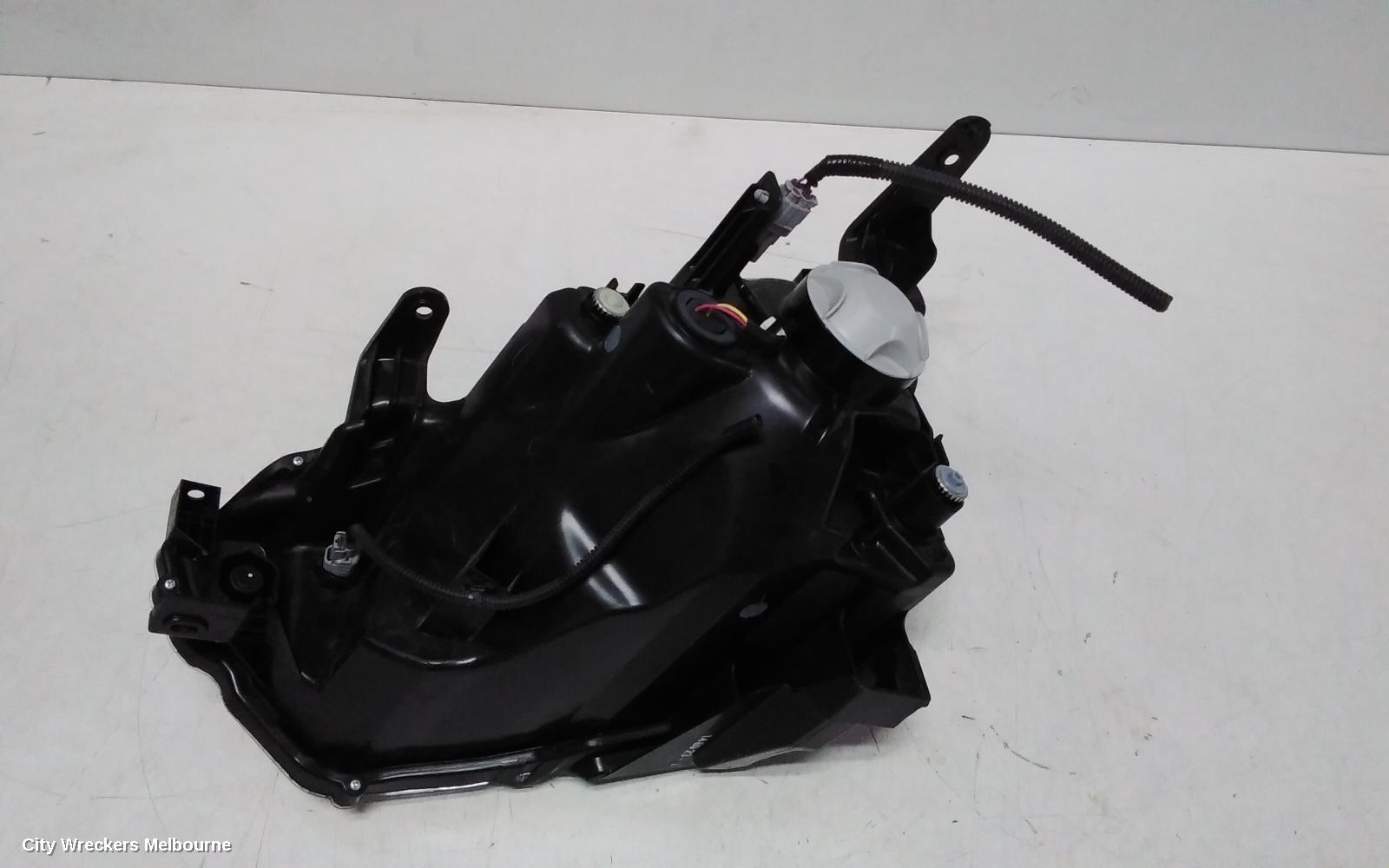 ISUZU DMAX RIGHT HEADLAMP, RG, W/ HALOGEN TYPE, 11/2023 ONWARDS