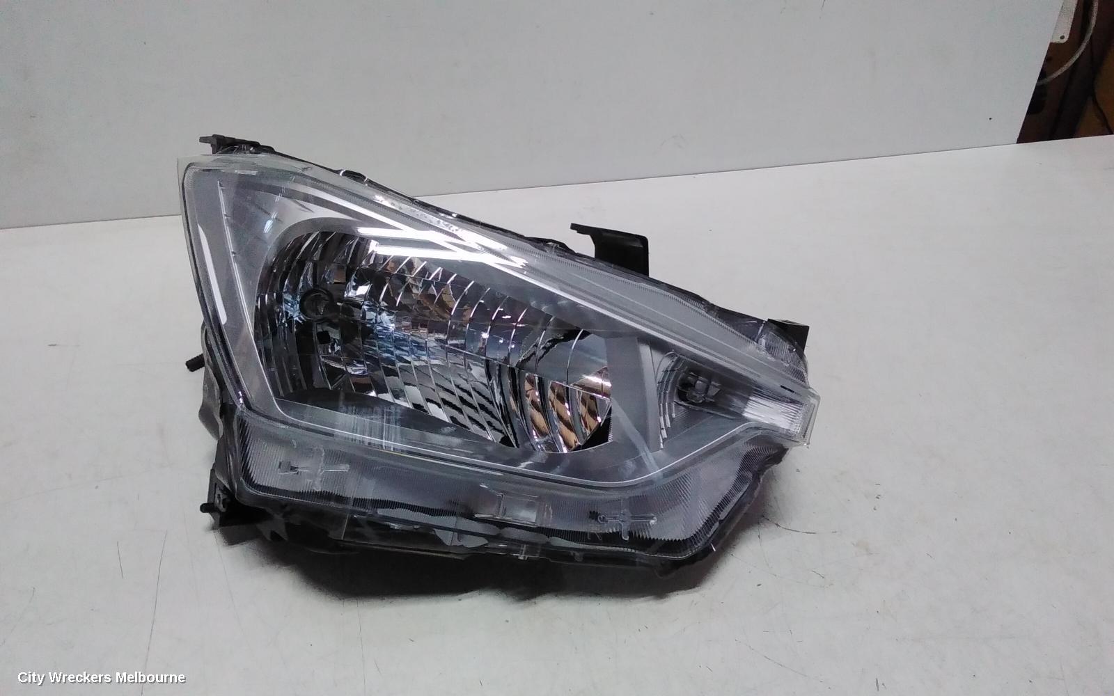 ISUZU DMAX RIGHT HEADLAMP, RG, W/ HALOGEN TYPE, 11/2023 ONWARDS