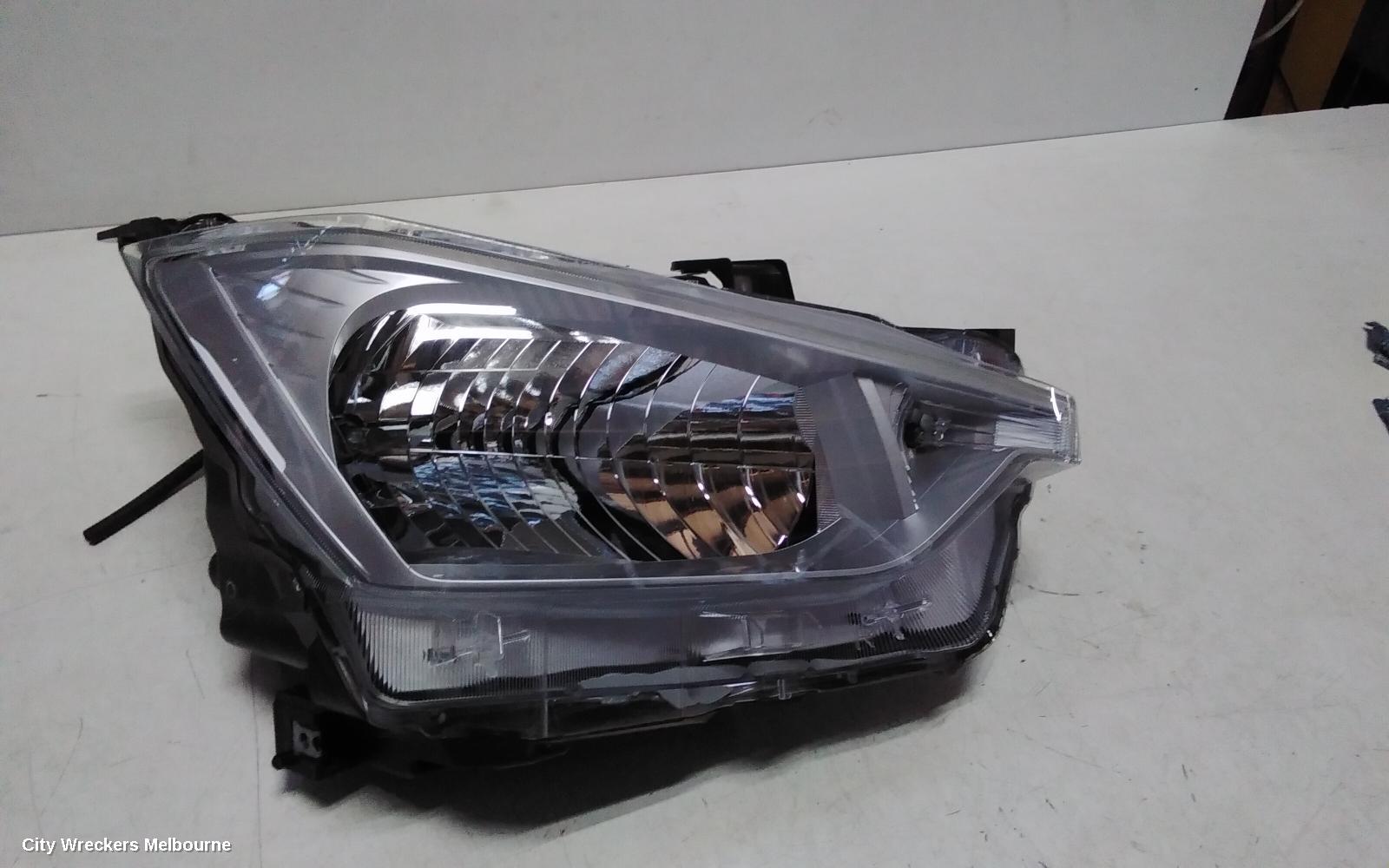 ISUZU DMAX RIGHT HEADLAMP, RG, W/ HALOGEN TYPE, 11/2023 ONWARDS