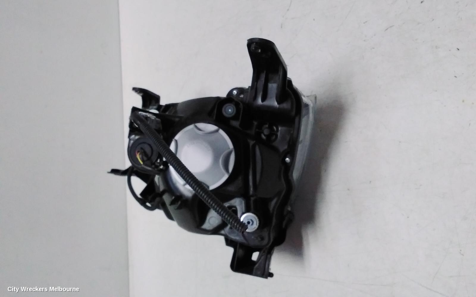 ISUZU DMAX RIGHT HEADLAMP, RG, W/ HALOGEN TYPE, 11/2023 ONWARDS