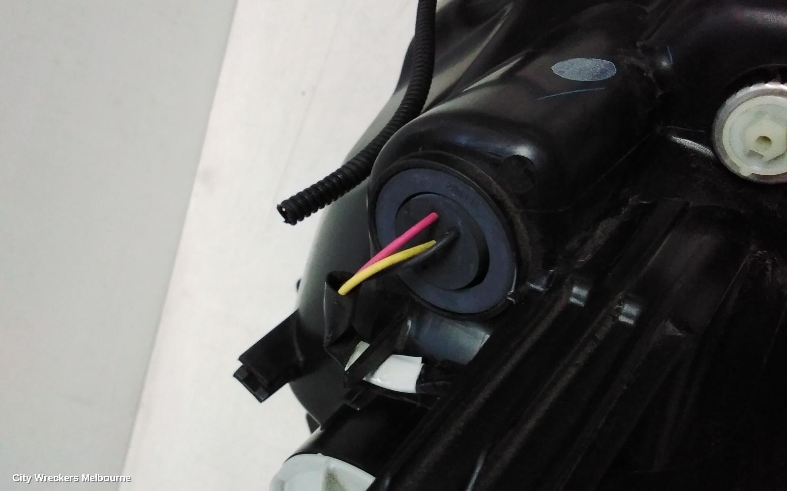 ISUZU DMAX RIGHT HEADLAMP, RG, W/ HALOGEN TYPE, 11/2023 ONWARDS
