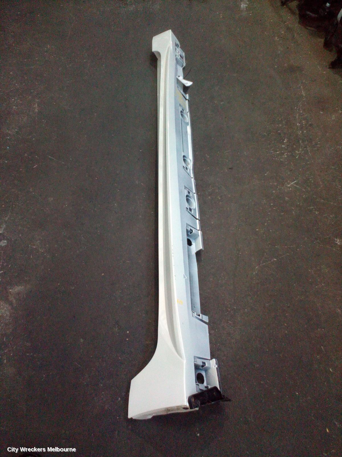 TOYOTA COROLLA SIDE STEP/SKIRT, RH SIDE, HATCH, E210, 07/2018 ONWARDS