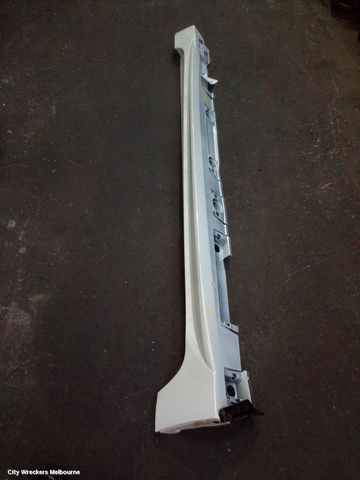 TOYOTA COROLLA SIDE STEP/SKIRT, RH SIDE, HATCH, E210, 07/2018 ONWARDS