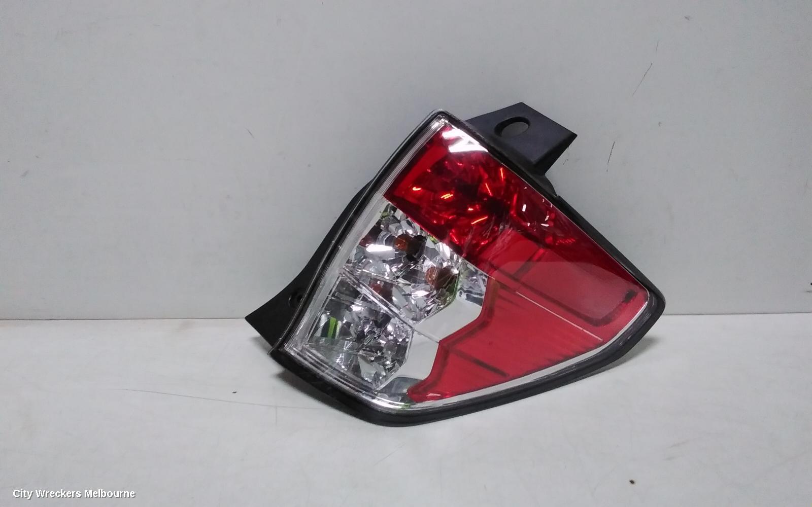SUBARU FORESTER RIGHT TAILLIGHT, IN BODY, 02/2008 - 12/2012