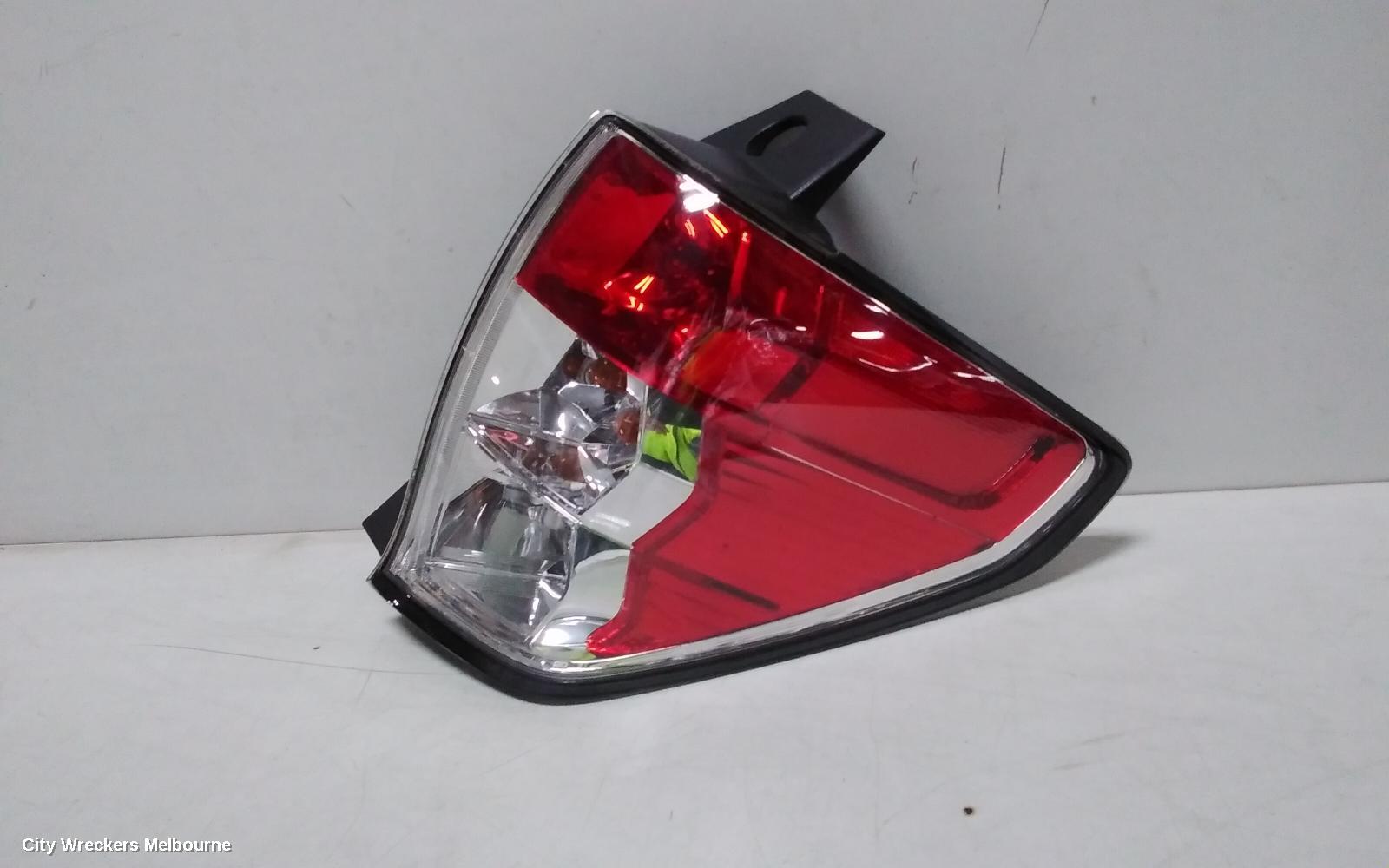 SUBARU FORESTER RIGHT TAILLIGHT, IN BODY, 02/2008 - 12/2012