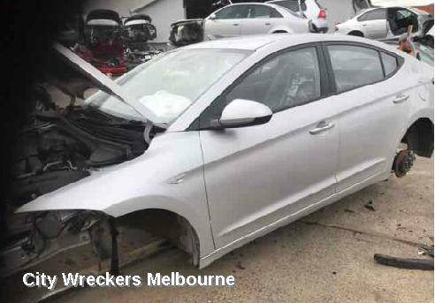 HYUNDAI ELANTRA LEFT GUARD, AD, W/ INDICATOR TYPE, 12/2015 - 09/2018