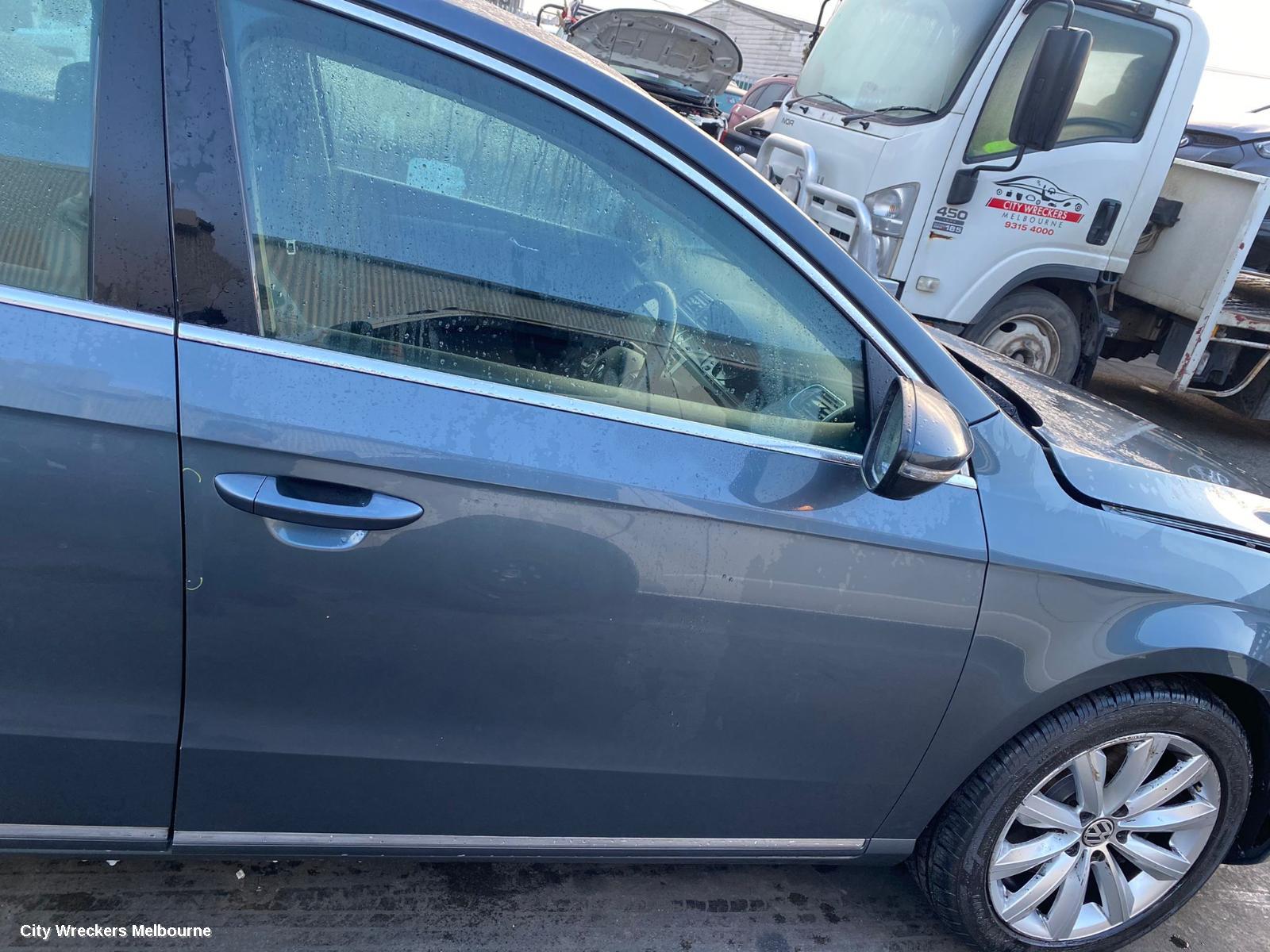 VOLKSWAGEN PASSAT RIGHT FRONT WINDOW REG/MOTOR, 3C/MK6 B7, SEDAN/WAGON, 09/2010 - 05/2015