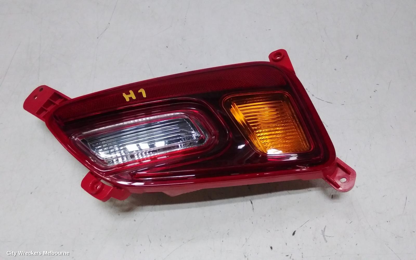 HYUNDAI KONA LEFT TAILLIGHT, OS, IN BUMPER, 09/2017 - 10/2020