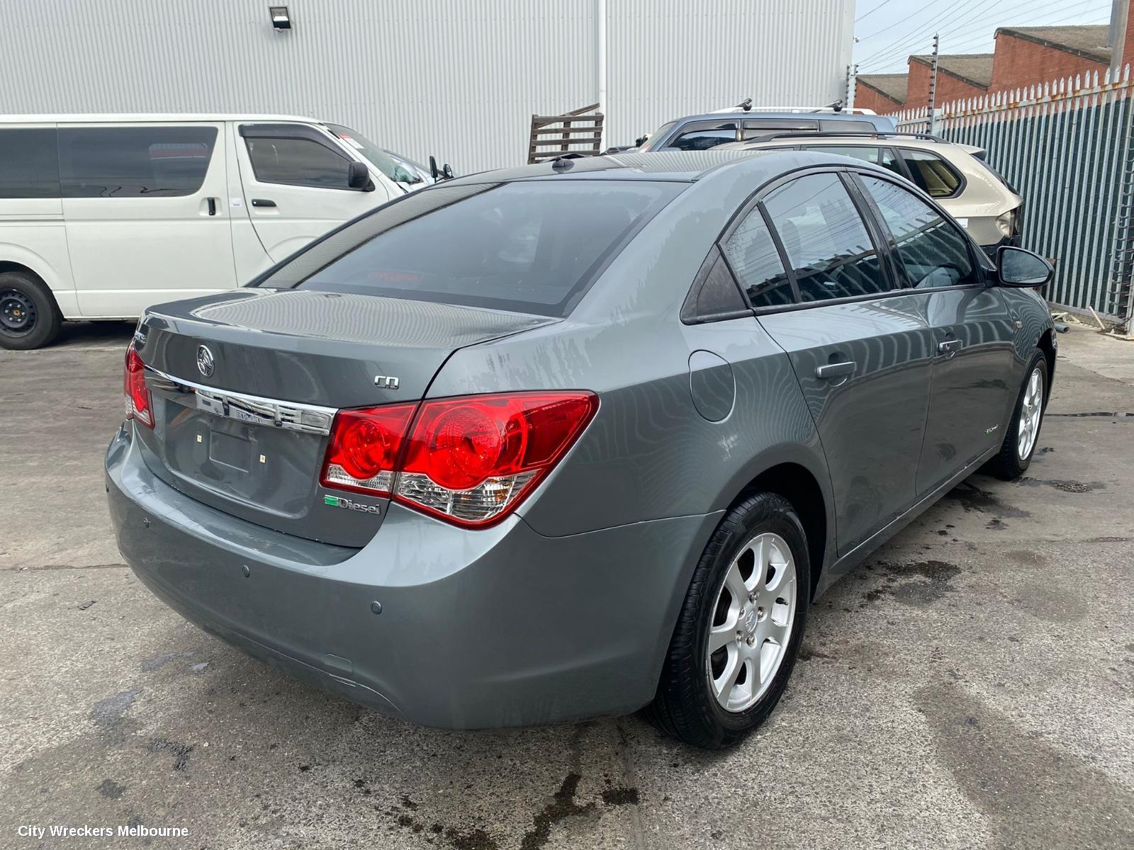 HOLDEN CRUZE MOUNT, JG 05/2009 - 02/2011