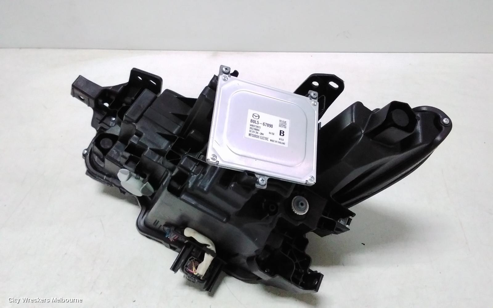 MAZDA 3 RIGHT HEADLAMP, BP, SEDAN/HATCH, W/ LED TYPE, W/ ADAPTIVE TYPE, 03/2019 ONWARDS