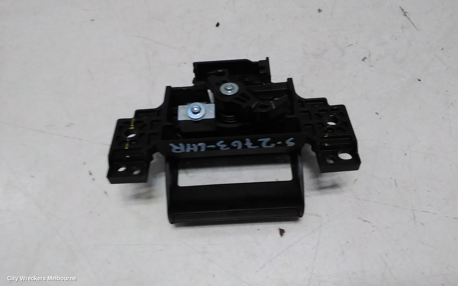 FORD RANGER DOOR HANDLE, RA, LH REAR, INNER, DUAL CAB, 05/2022 ONWARDS