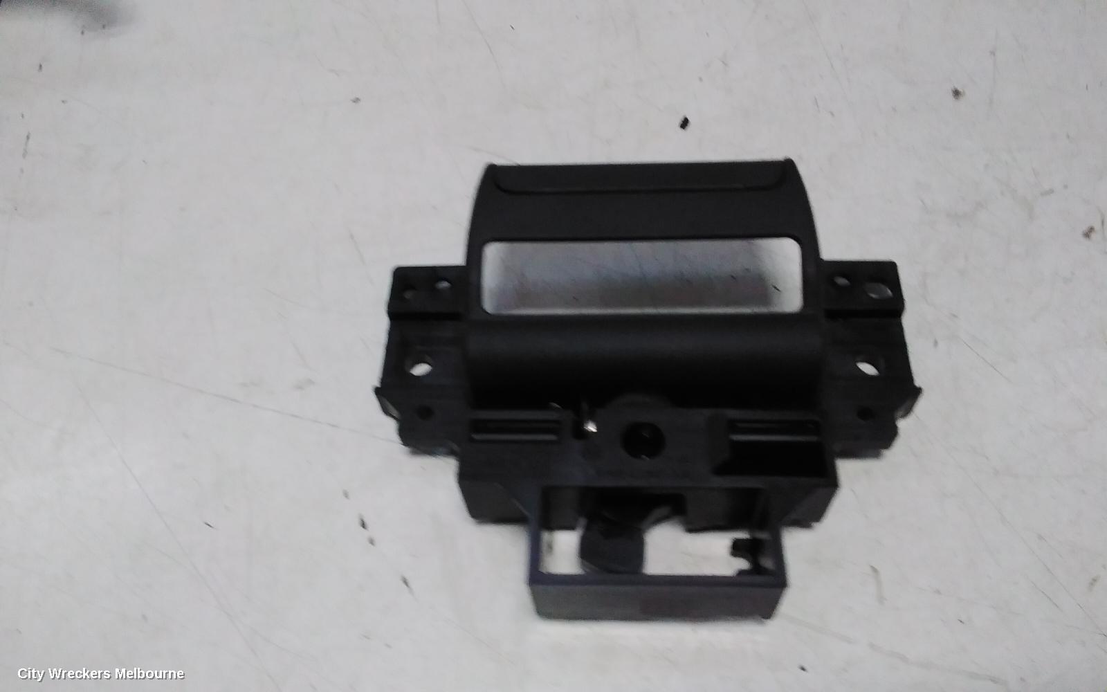 FORD RANGER DOOR HANDLE, RA, LH REAR, INNER, DUAL CAB, 05/2022 ONWARDS