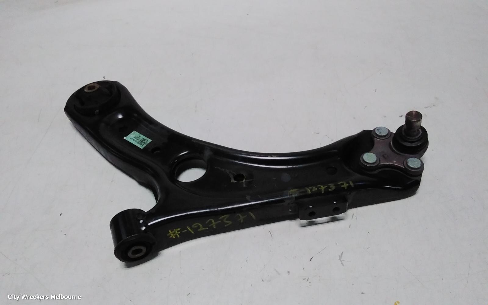 HYUNDAI I30 LEFT FRONT LOWER CONTROL ARM, CN7, SEDAN (S.KOREA VIN KMHL), N PREMIUM, 03/2021 ONWARDS