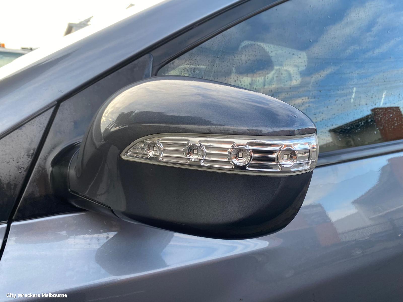 HYUNDAI IX35 RIGHT GUARD, LM SERIES, NON FLASHER TYPE, 11/2009 - 01/2016