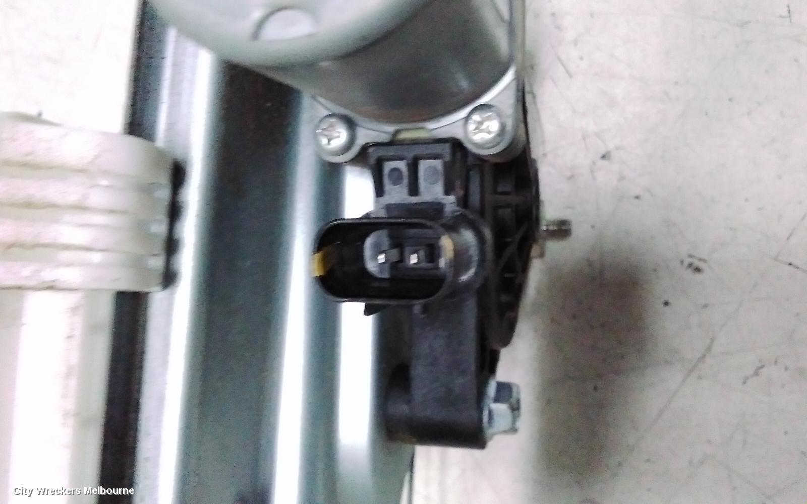 HYUNDAI KONA RIGHT REAR WND REG/MOTOR, OS, 09/2017 - 07/2023