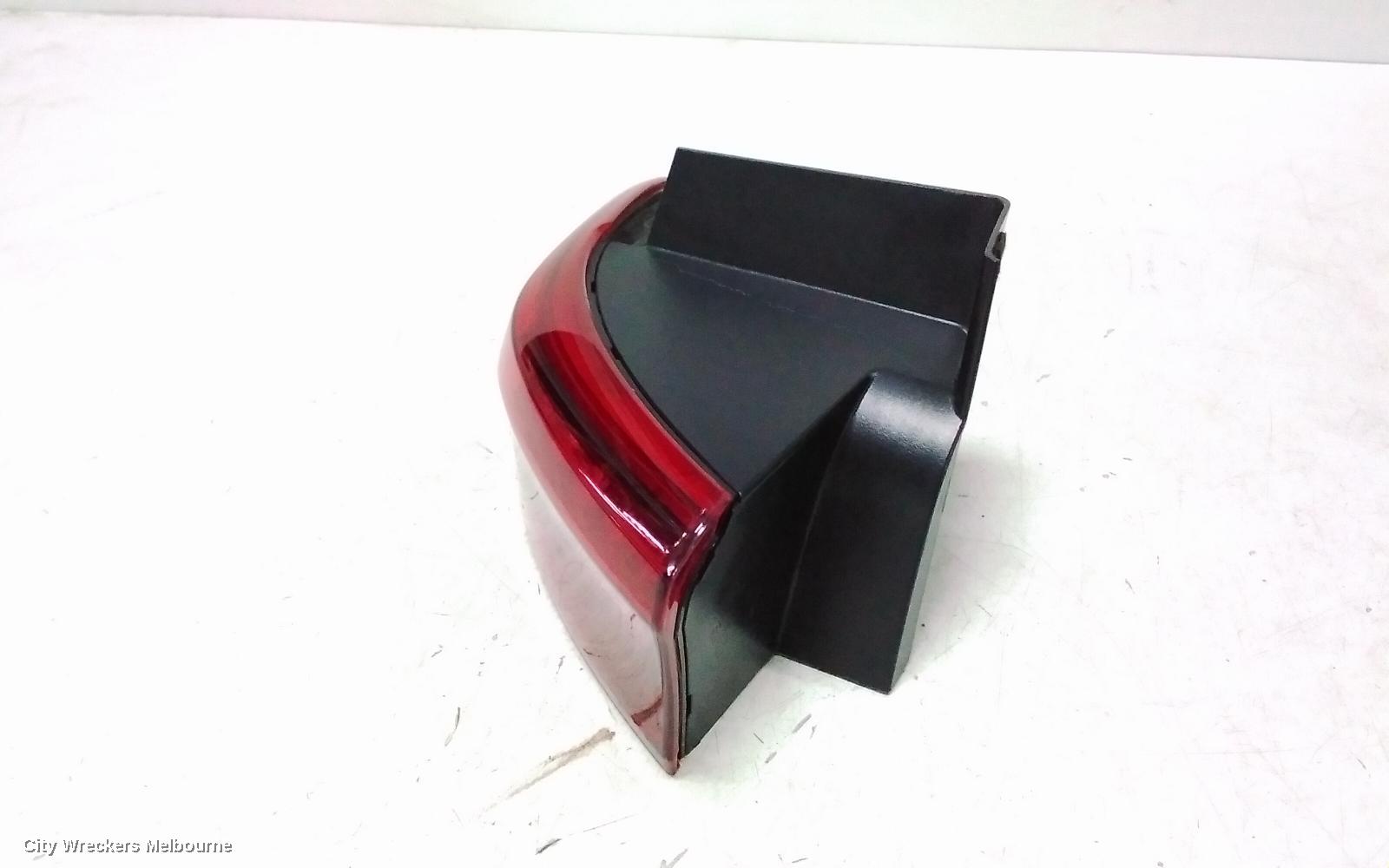 KIA CARNIVAL/GRAND CARNIVAL LEFT TAILLIGHT, KA4, IN BODY, W/ LED TYPE, 10/2020 - 01/2024
