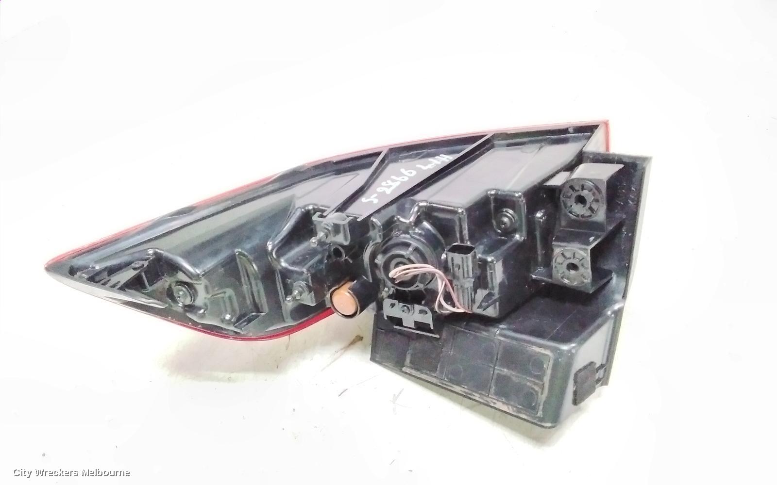 KIA CARNIVAL/GRAND CARNIVAL LEFT TAILLIGHT, KA4, IN BODY, W/ LED TYPE, 10/2020 - 01/2024
