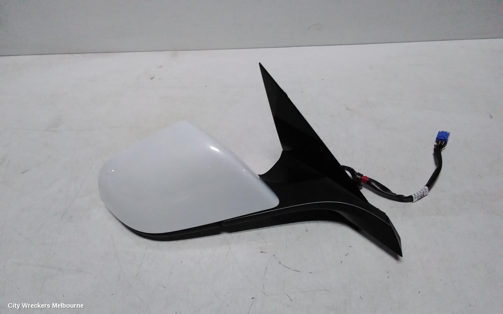 TESLA MODEL 3 RIGHT DOOR MIRROR, 1ST GEN, POWER, FOLDING, HEATED, DIMMING, BLACK BASE TYPE, 06/2019 - 08/2023