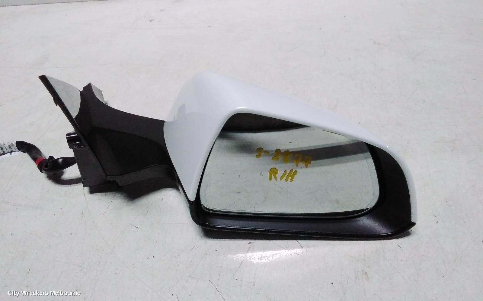 TESLA MODEL 3 RIGHT DOOR MIRROR, 1ST GEN, POWER, FOLDING, HEATED, DIMMING, BLACK BASE TYPE, 06/2019 - 08/2023