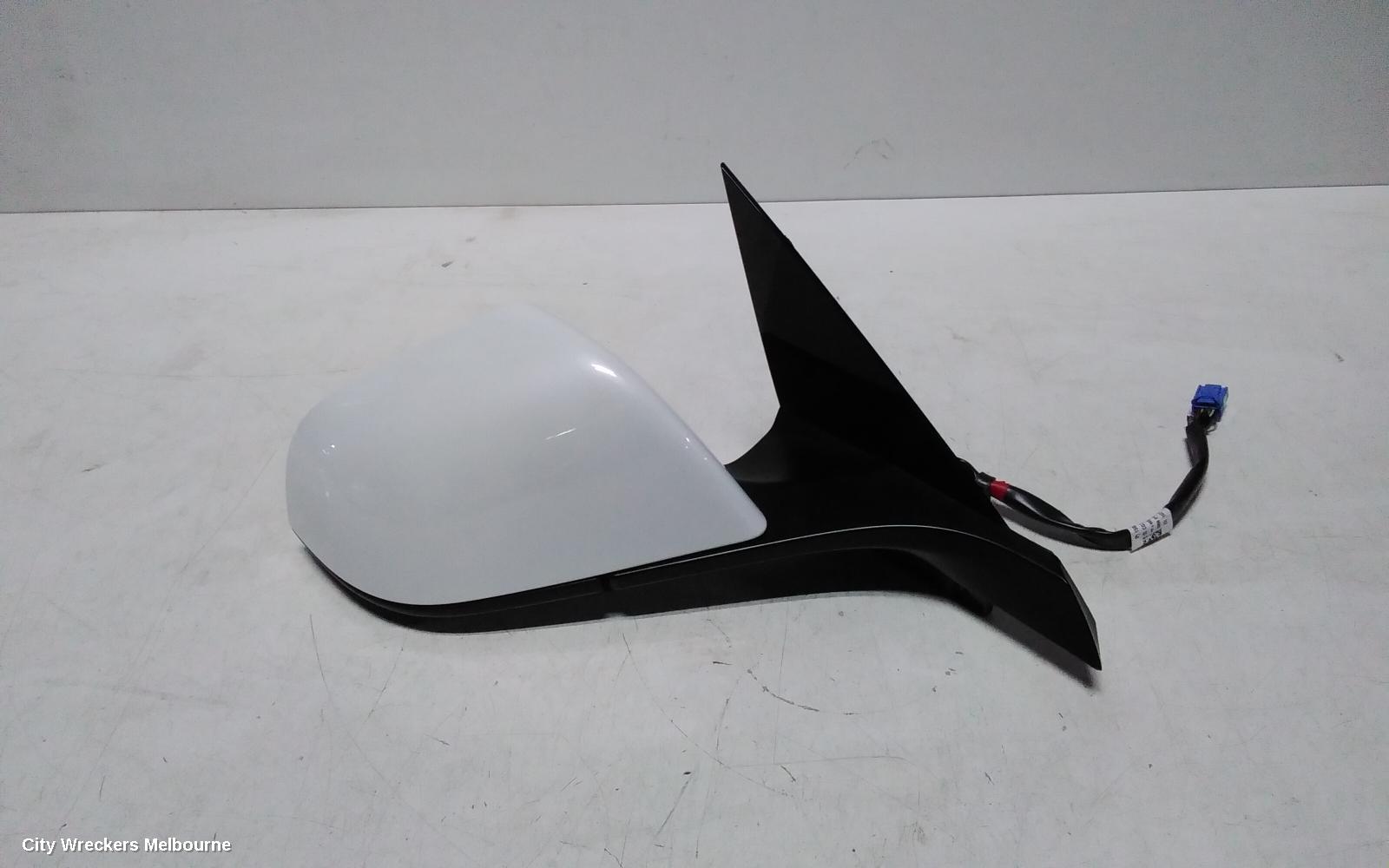 TESLA MODEL 3 RIGHT DOOR MIRROR, 1ST GEN, POWER, FOLDING, HEATED, DIMMING, BLACK BASE TYPE, 06/2019 - 08/2023