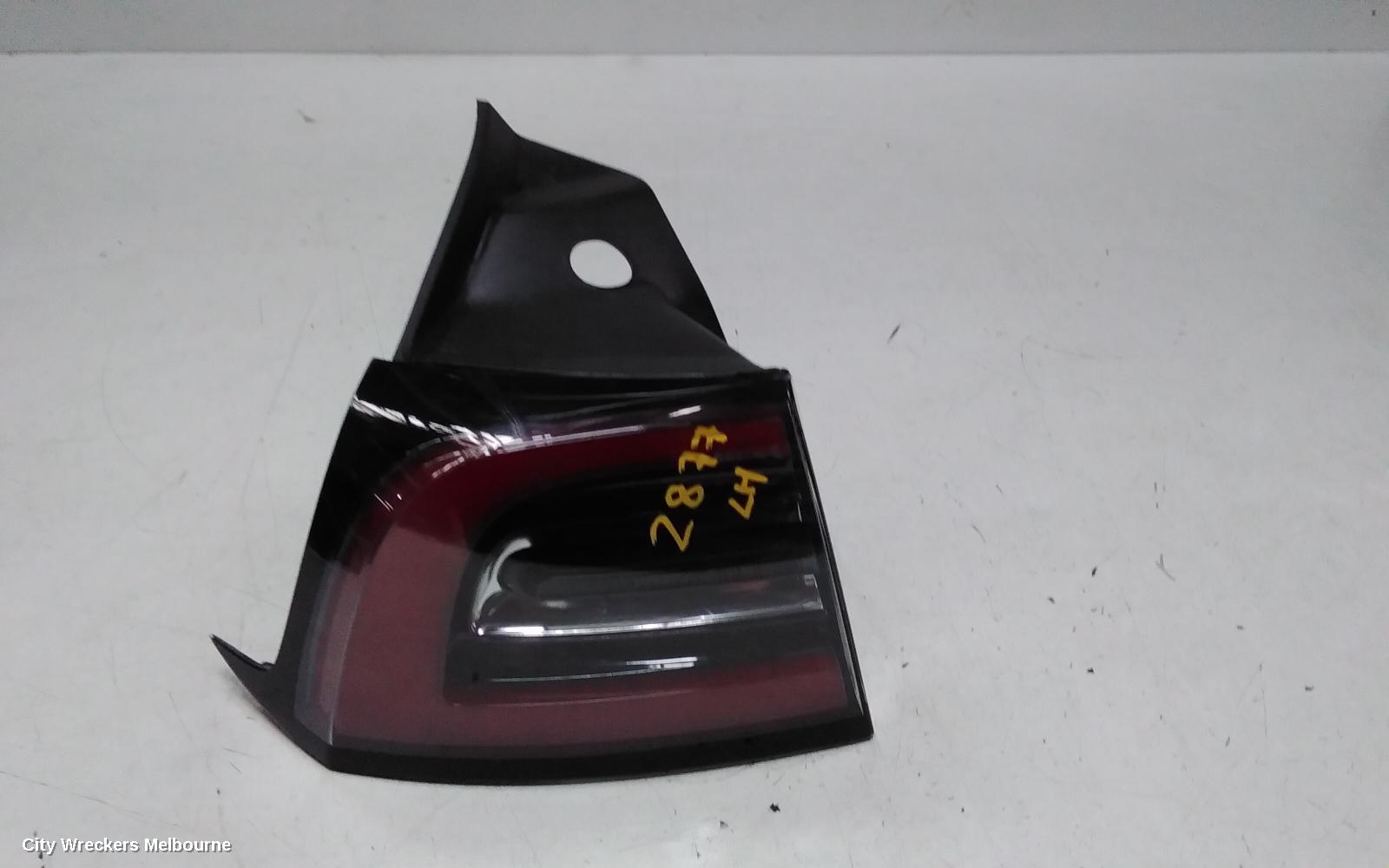 TESLA MODEL 3 LEFT TAILLIGHT, IN BODY, LED TYPE, 1ST GEN, 06/2019 - 08/2023