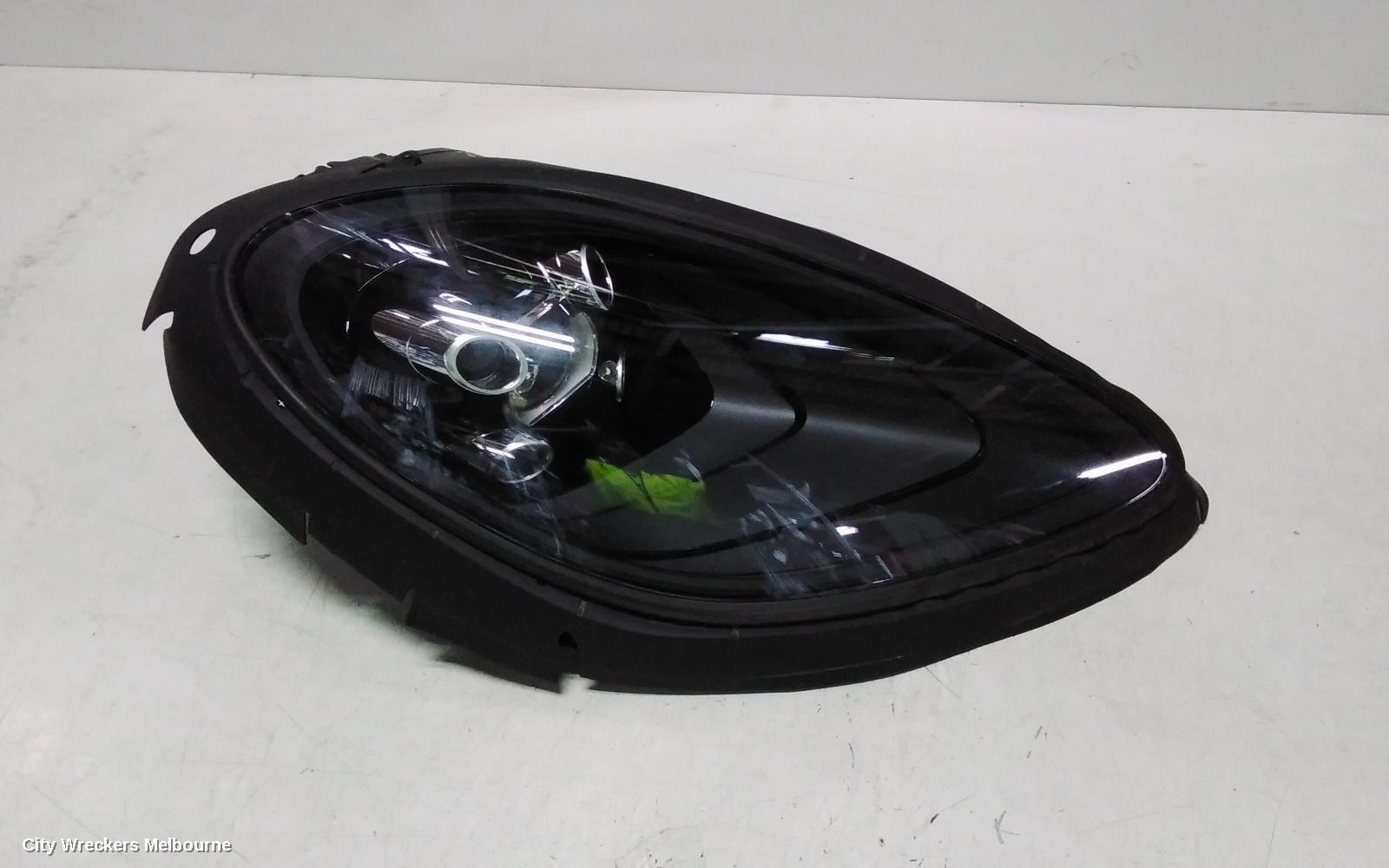 PORSCHE MACAN RIGHT HEADLAMP, 95B, W/ LED, NON ADAPTIVE TYPE, 08/2018 ONWARDS
