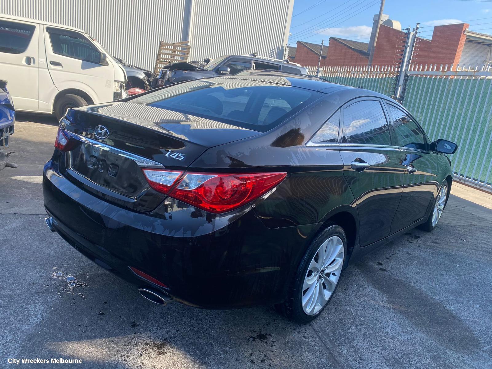 HYUNDAI I45 LEFT REAR DOOR/SLIDING, YF, 02/2010 - 04/2014