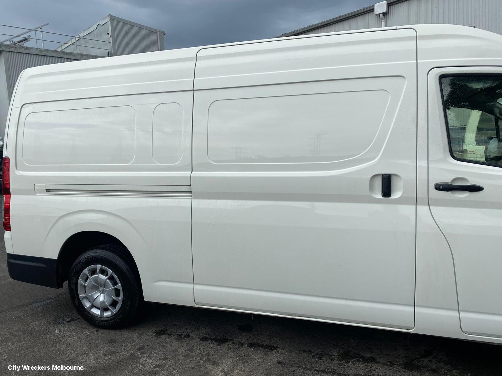 TOYOTA HIACE, 300 SERIES, 02/2019 ONWARDS, RHF DOOR SEAL  ON THE BODY: 91883