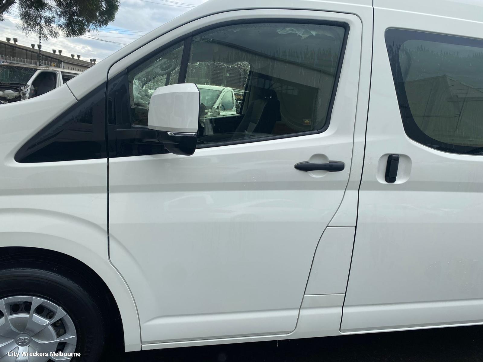 TOYOTA HIACE, 300 SERIES, 02/2019 ONWARDS, RHF DOOR SEAL  ON THE BODY: 91883