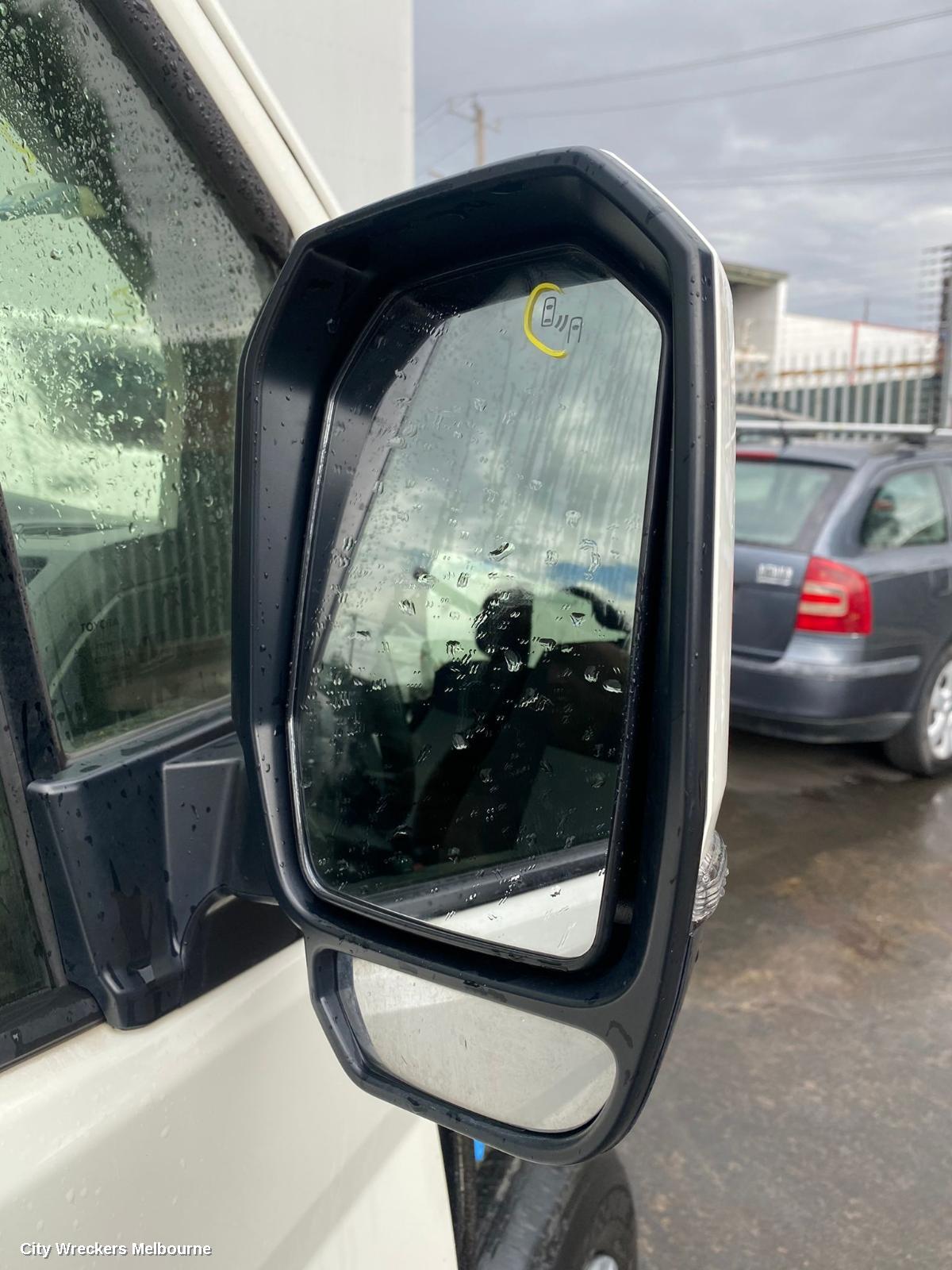TOYOTA HIACE MOUNT, 300 SERIES, 02/2019 ONWARDS