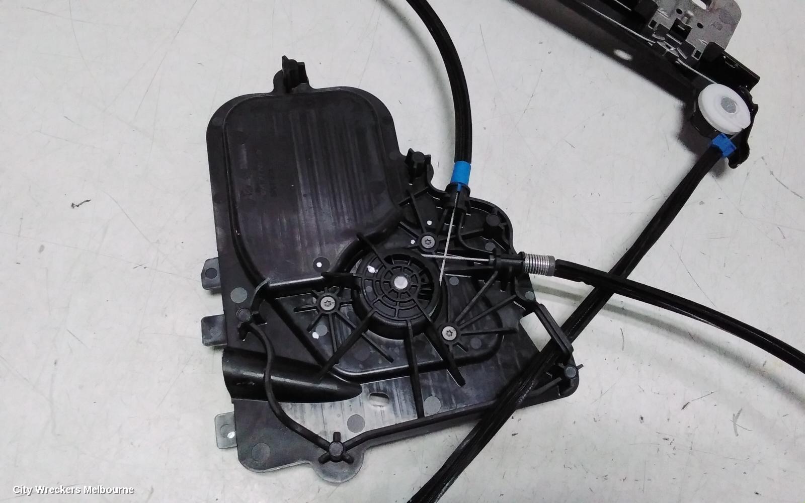 TESLA MODEL 3 LEFT FRONT WINDOW REG/MOTOR, 1ST GEN, 06/2019 ONWARDS