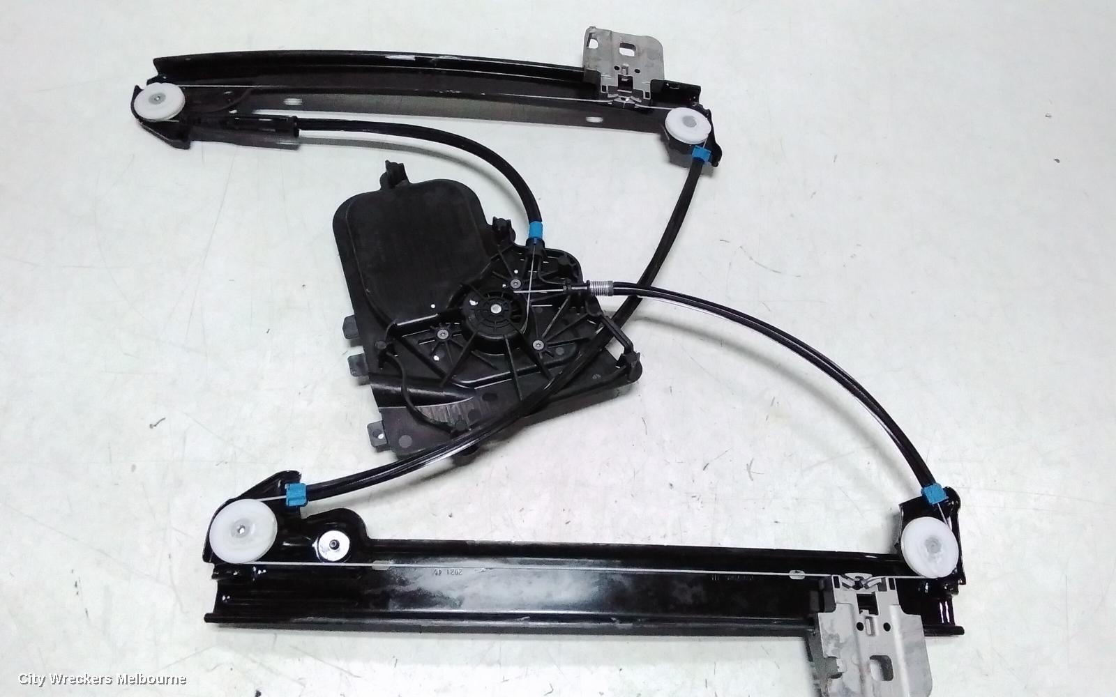 TESLA MODEL 3 LEFT FRONT WINDOW REG/MOTOR, 1ST GEN, 06/2019 ONWARDS