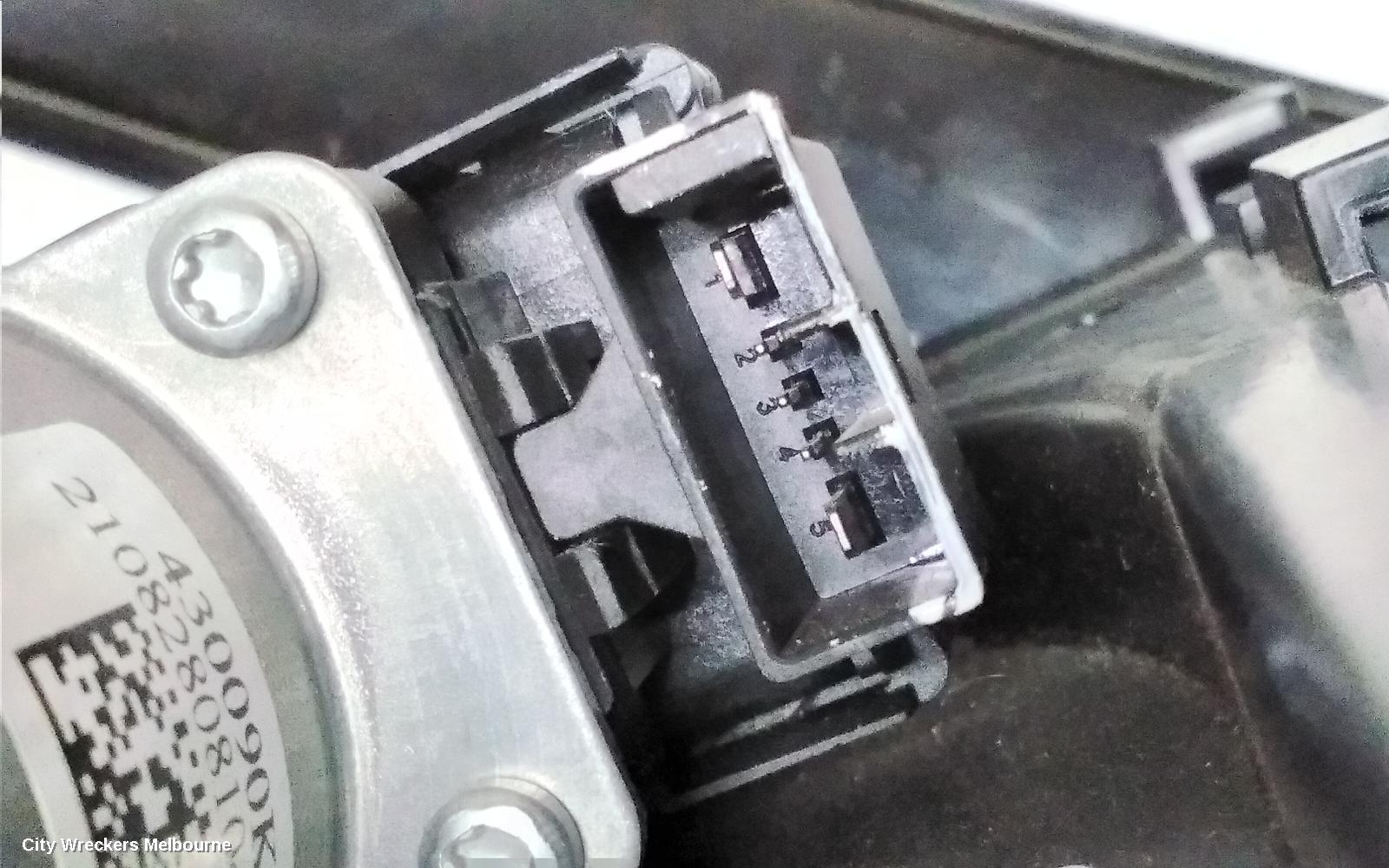 TESLA MODEL 3 RIGHT FRONT WINDOW REG/MOTOR, 1ST GEN, 06/2019 ONWARDS